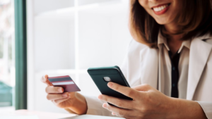 Limite do cartão de crédito: como usá-lo a seu favor sem cair na dívida?